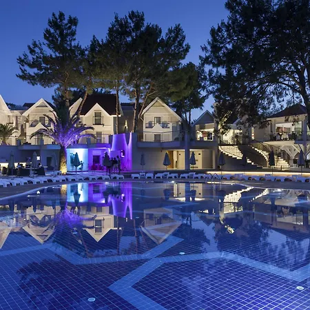 Aurum Exclusive Club 5* Ντιντίμ