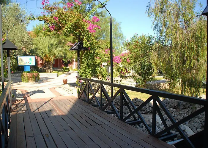 Aurum Exclusive Club Hotel