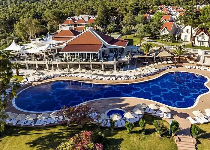 Aurum Exclusive Club Hotel