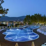 Aurum Exclusive Club Отель 5*