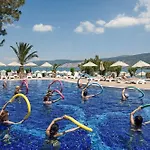 Отель Aurum Exclusive Club