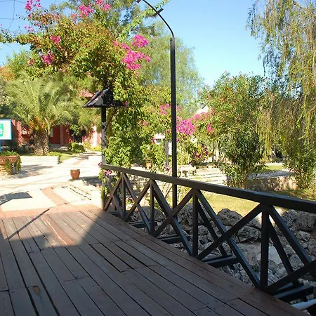 Aurum Exclusive Club Hotel