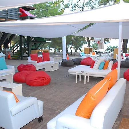 Отель Aurum Exclusive Club