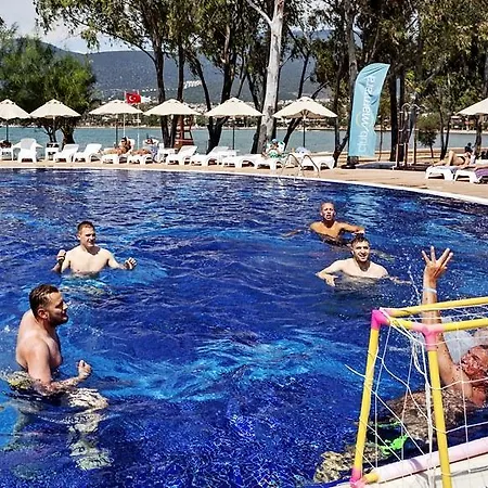 Отель Aurum Exclusive Club