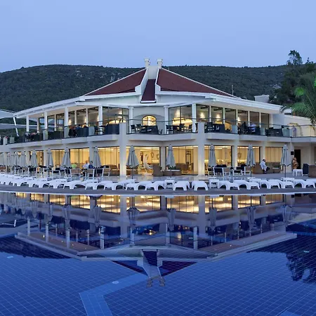 Отель Aurum Exclusive Club 5*