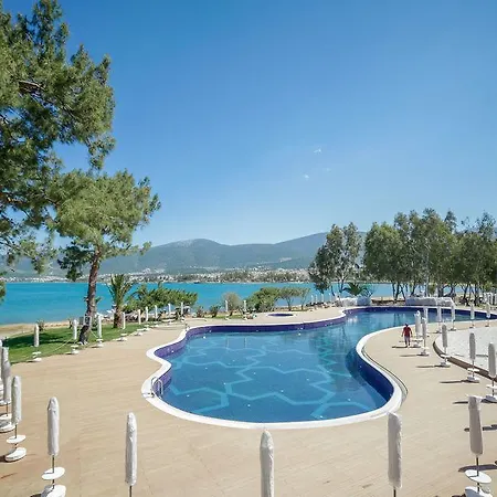 Aurum Exclusive Club 5* Дидим