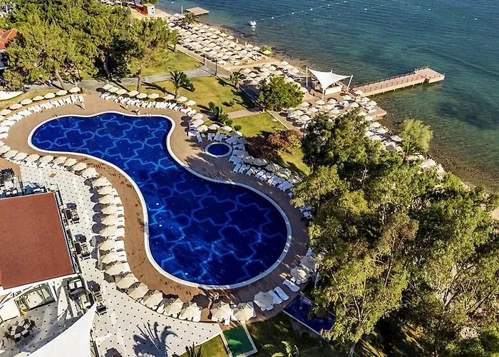 Aurum Exclusive Club Hotel