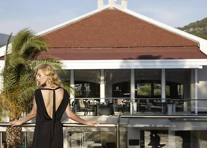 Aurum Exclusive Club Hotel