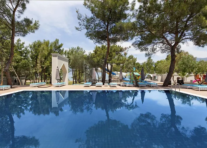 Aurum Exclusive Club 5*